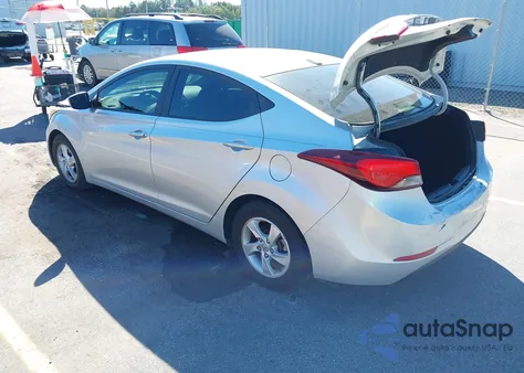 2015 Hyundai Elantra Se z USA, uszkodzony, nr VIN 5NPDH4AE2FH579399